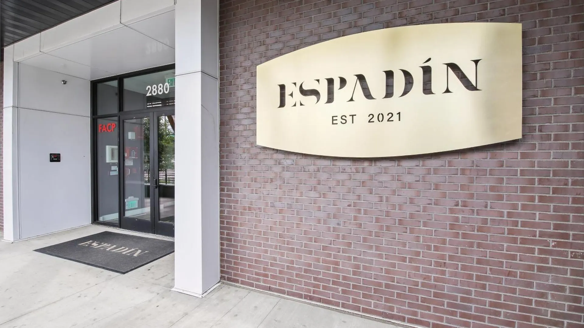 Holiday home Chilltop Lounge | Espadin Lohi Denver